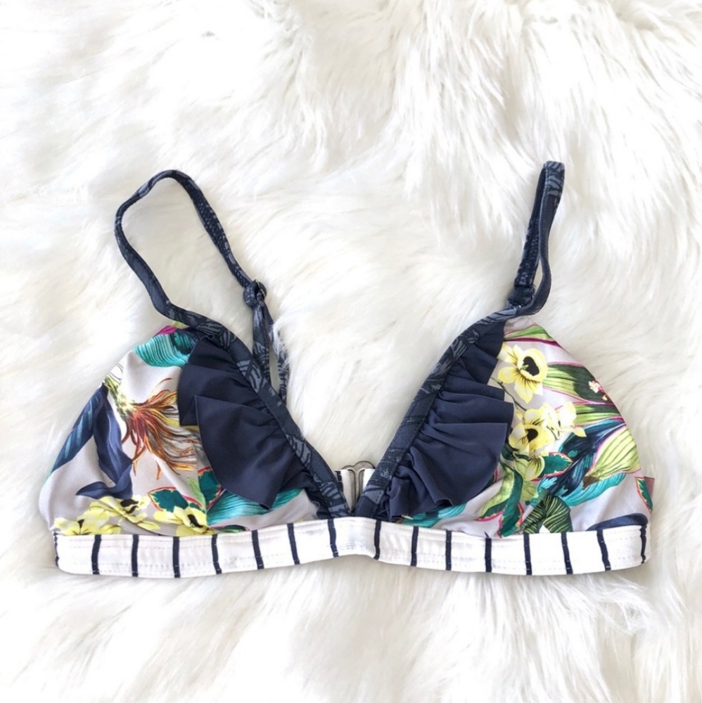 Maaji Floral Ruffle Bikini Top SIZE: M